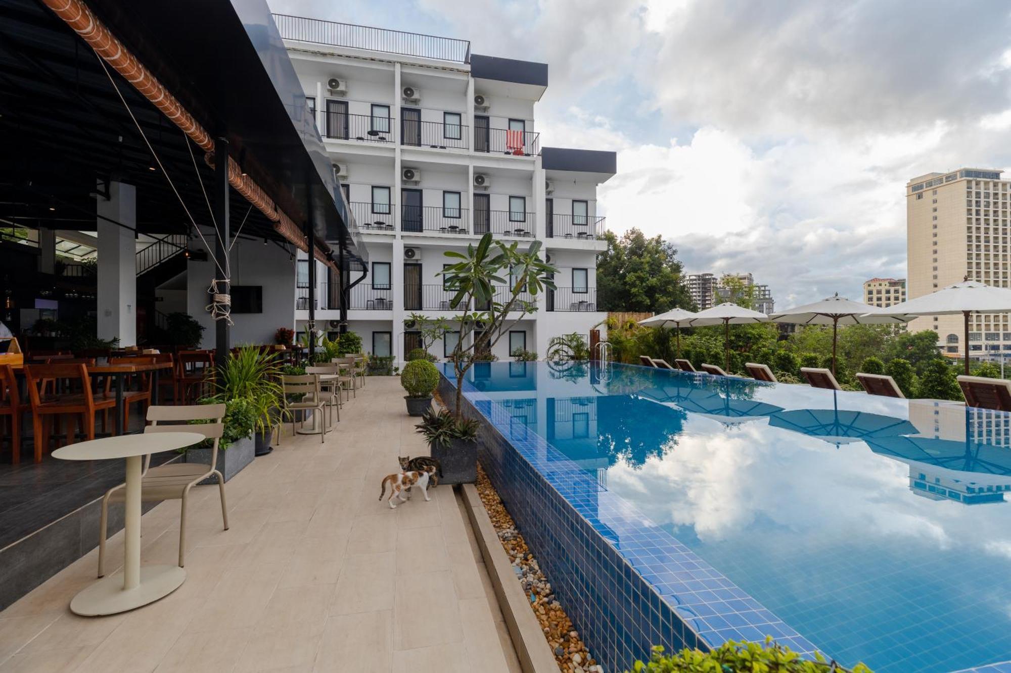 Onederz Sihanoukville - 10 Mins Walk From The Tourism Pier エクステリア 写真