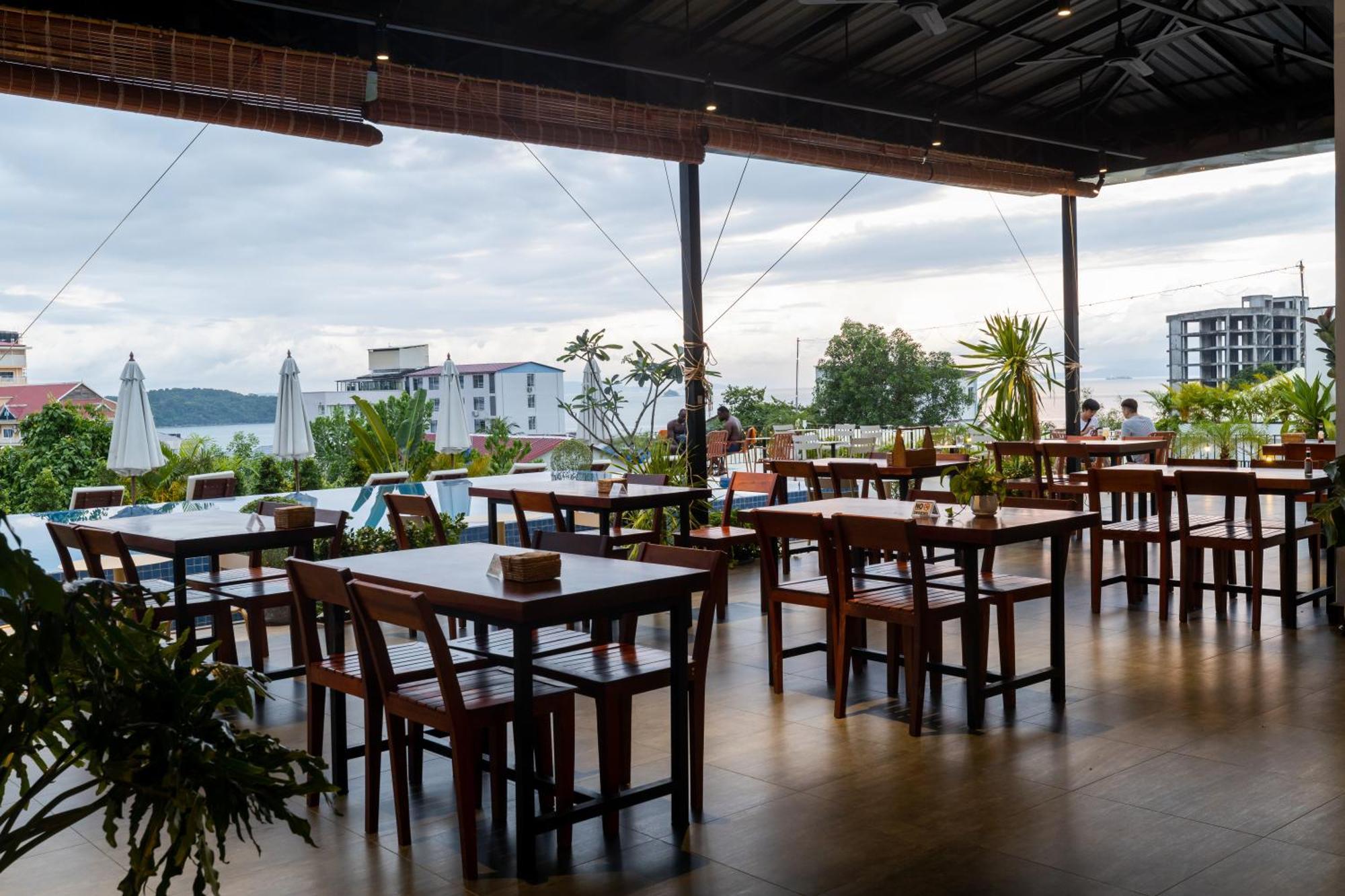 Onederz Sihanoukville - 10 Mins Walk From The Tourism Pier エクステリア 写真